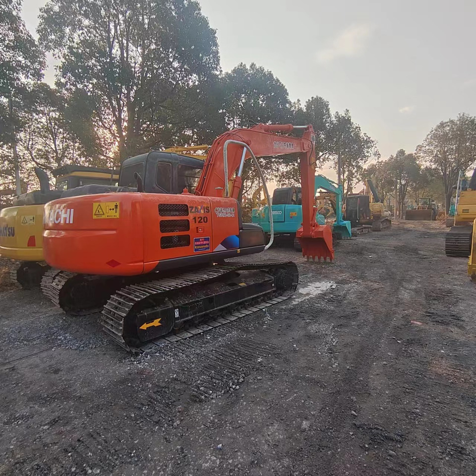 HITACHI ZX120 - حفارة مُصَّغرة: صورة 1 HITACHI ZX120 - حفارة مُصَّغرة: صورة 1