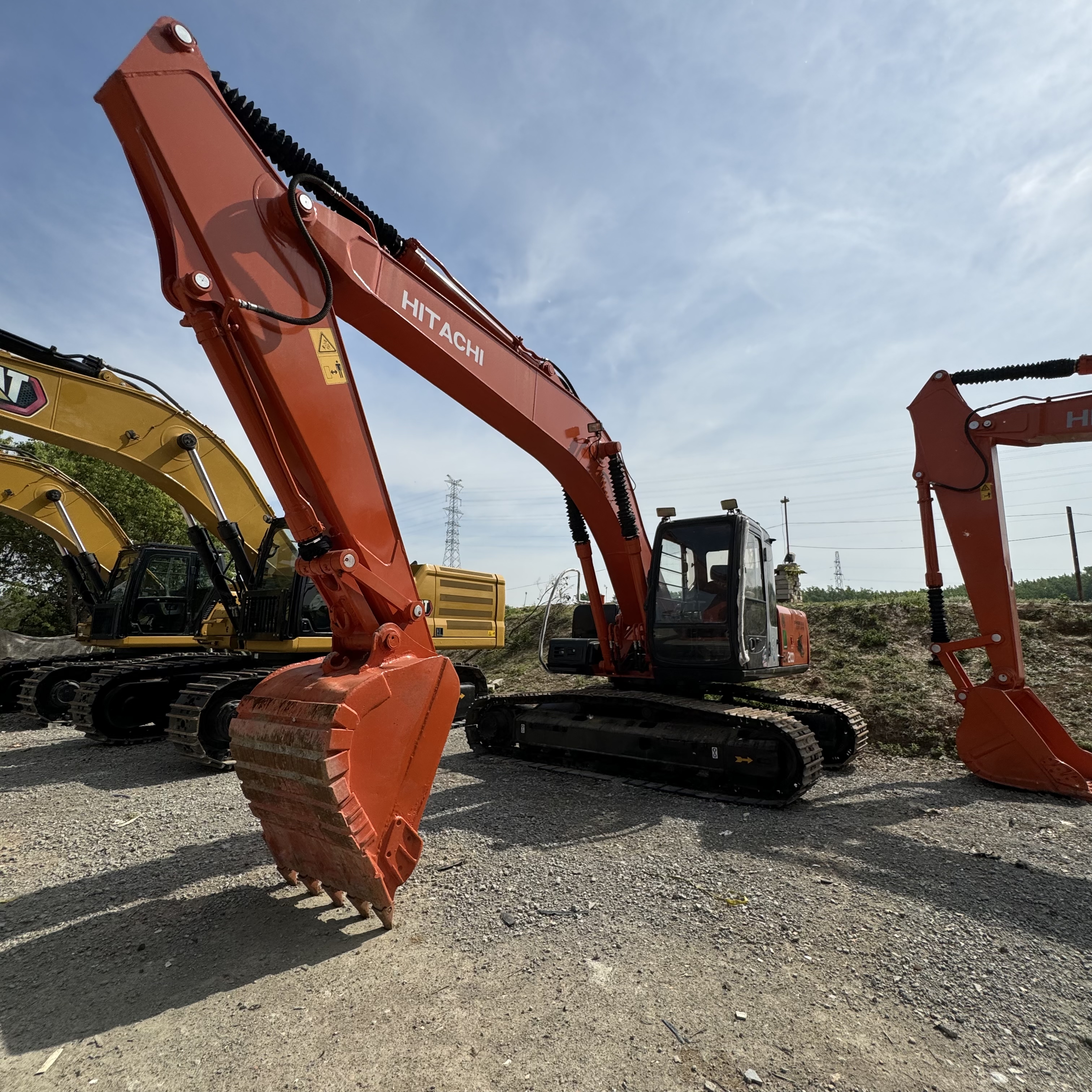 حفار زحاف HITACHI ZX200: صورة 9