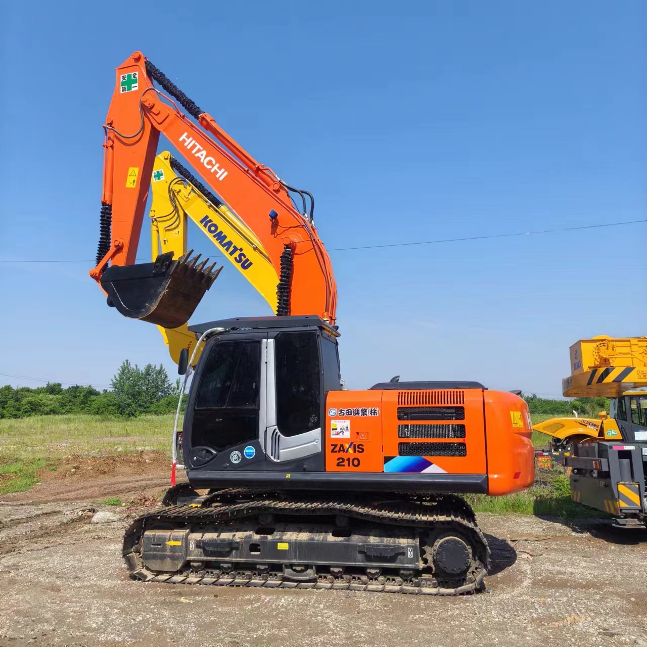 HITACHI ZX210 - حفار زحاف: صورة 1 HITACHI ZX210 - حفار زحاف: صورة 1