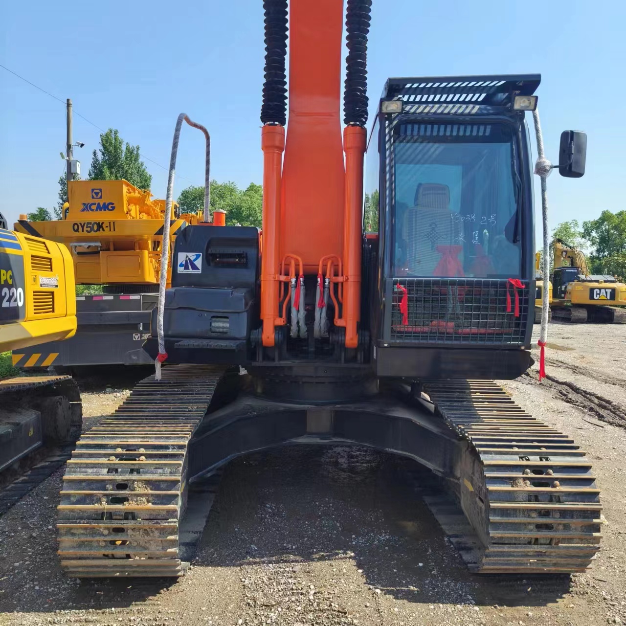 HITACHI ZX210 - حفار زحاف: صورة 5 HITACHI ZX210 - حفار زحاف: صورة 5