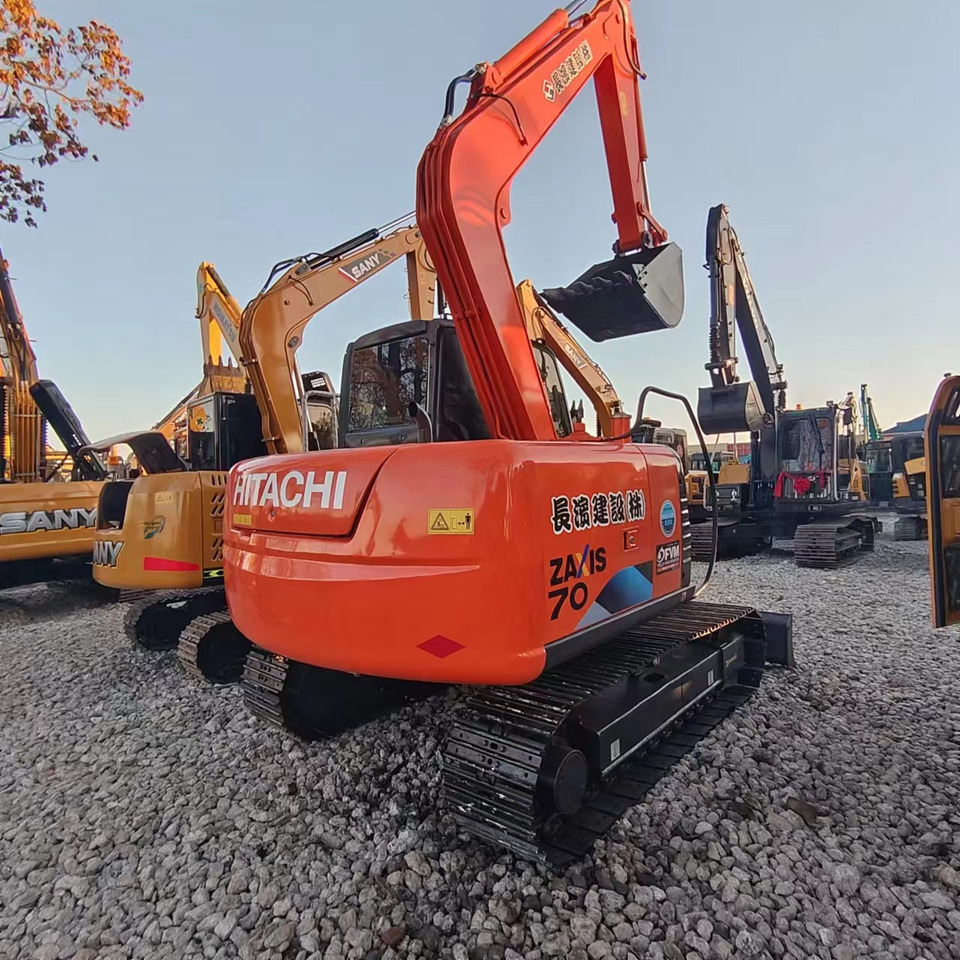 HITACHI ZX70 - حفار زحاف: صورة 2 HITACHI ZX70 - حفار زحاف: صورة 2