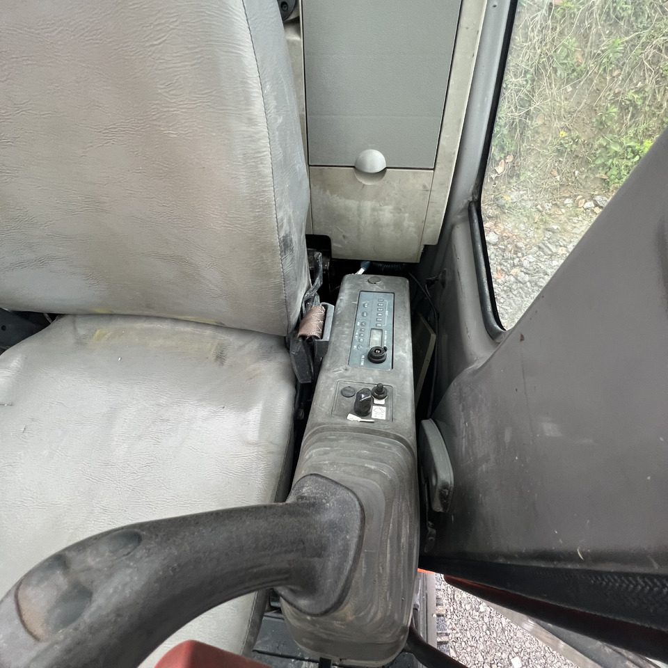 حفار زحاف HITACHI ZX80: صورة 19