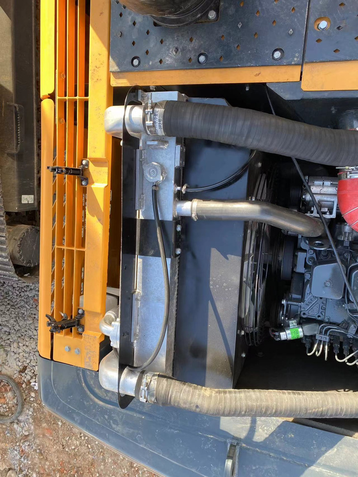 HYUNDAI R220-9S - حفار زحاف: صورة 4 HYUNDAI R220-9S - حفار زحاف: صورة 4