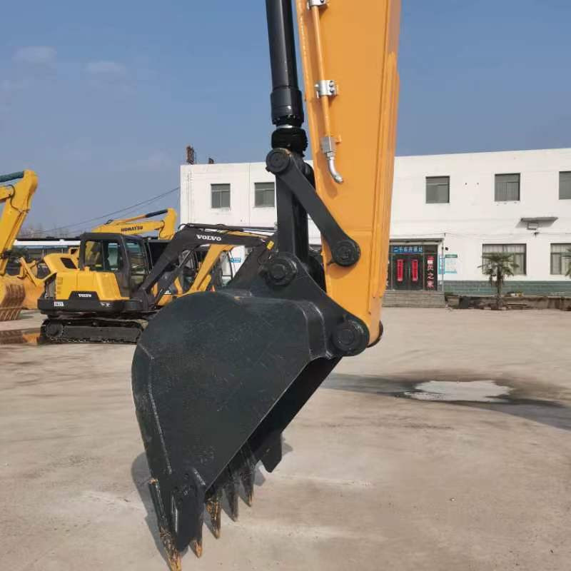 HYUNDAI R220LC-9S - حفار زحاف: صورة 2 HYUNDAI R220LC-9S - حفار زحاف: صورة 2