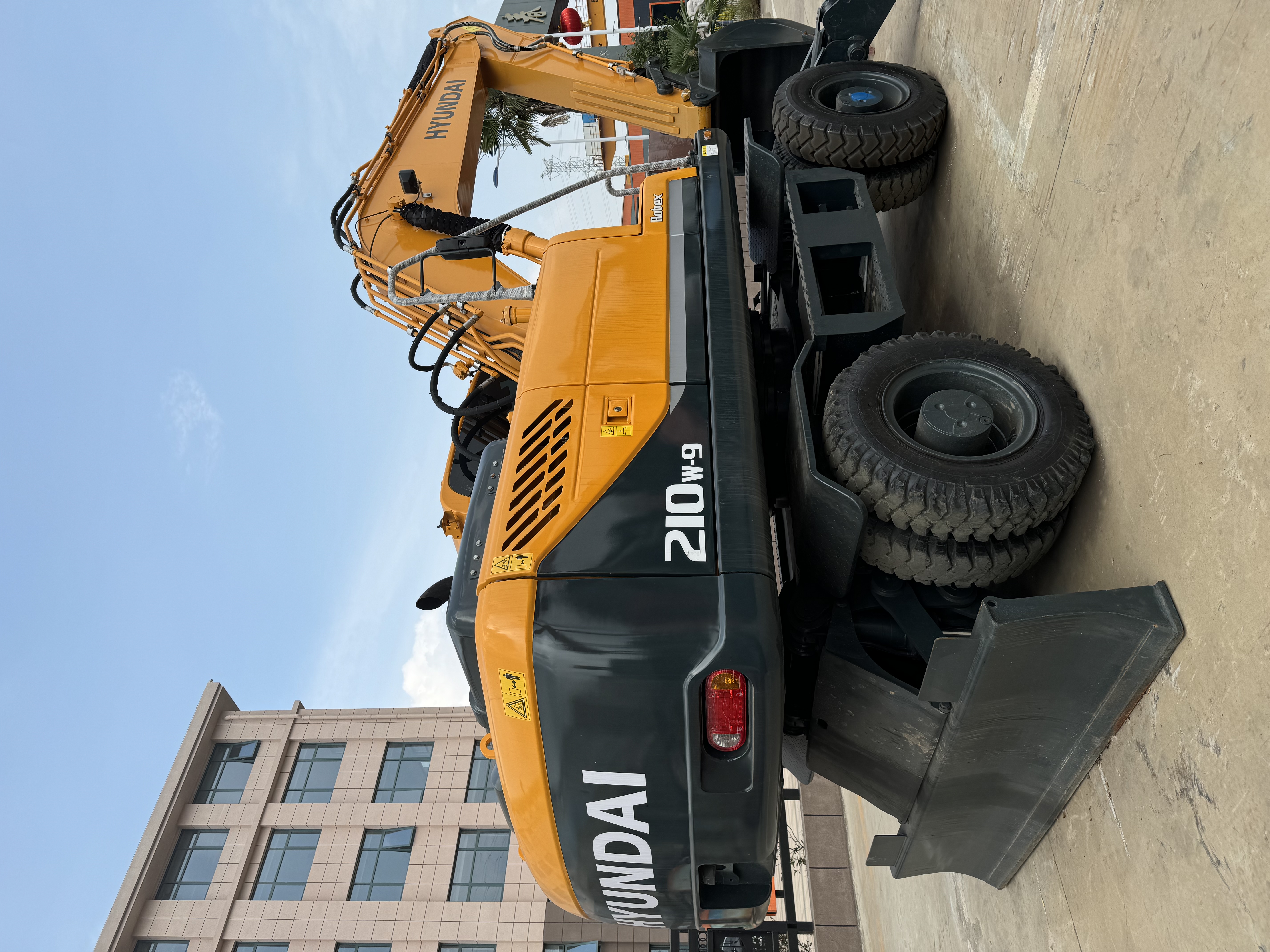 Hyundai 210W-9 - حفارة دولاب: صورة 5 Hyundai 210W-9 - حفارة دولاب: صورة 5