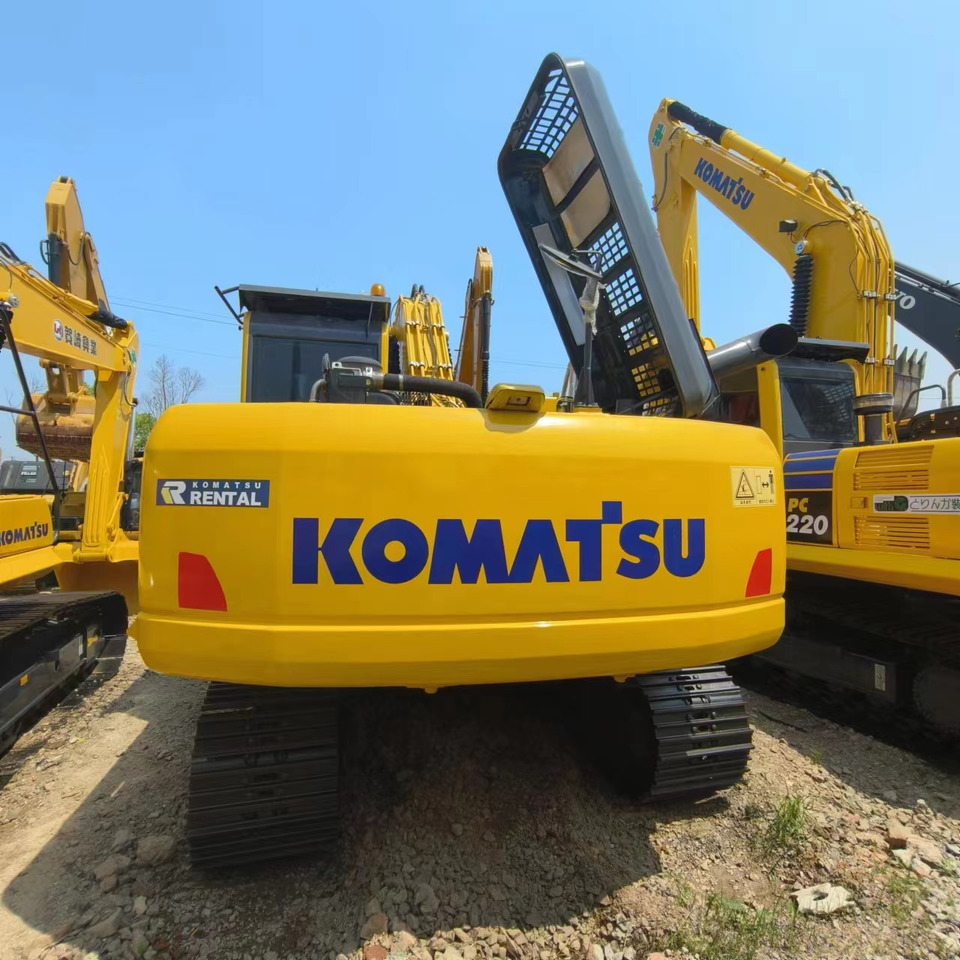 KOMATSU PC200-8MO - حفار زحاف: صورة 3 KOMATSU PC200-8MO - حفار زحاف: صورة 3