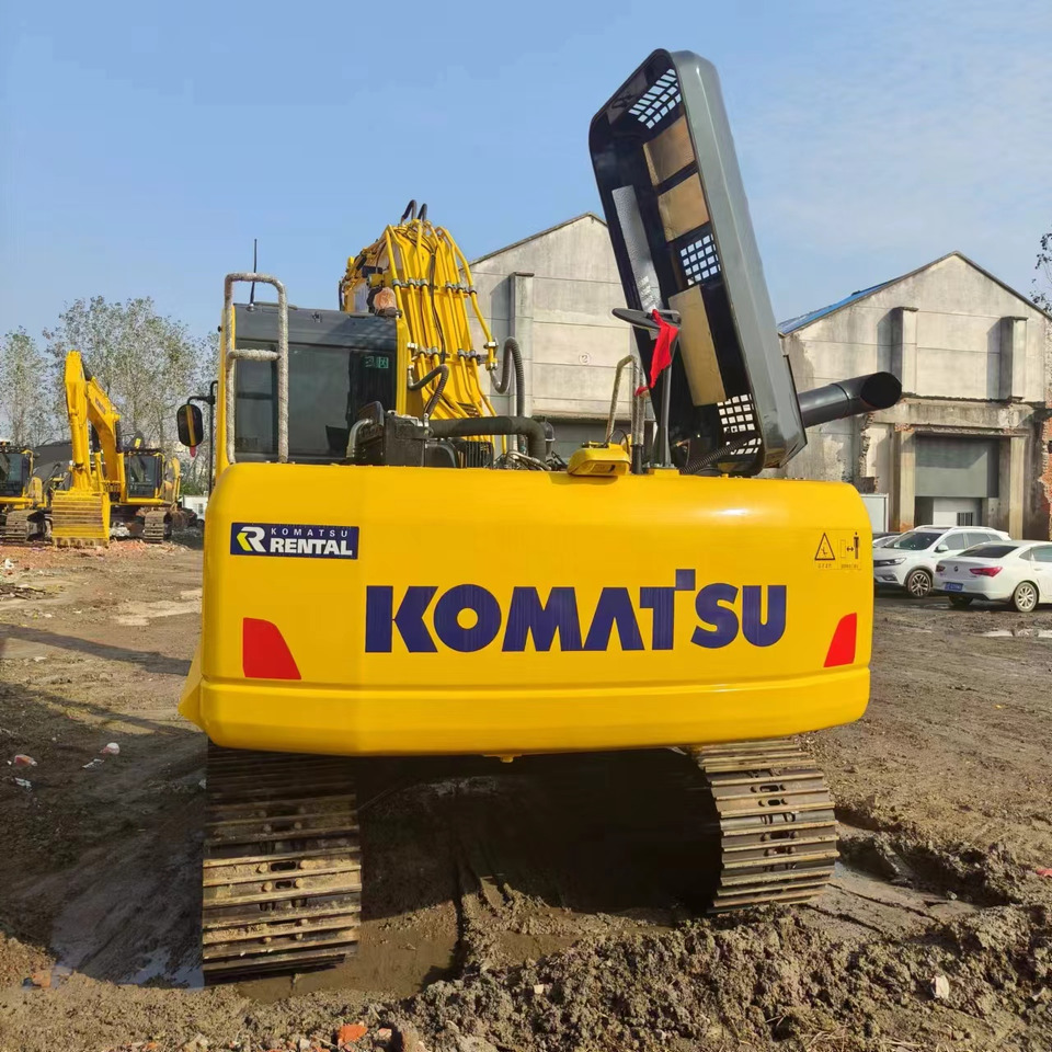 KOMATSU PC200 - حفار زحاف: صورة 4 KOMATSU PC200 - حفار زحاف: صورة 4