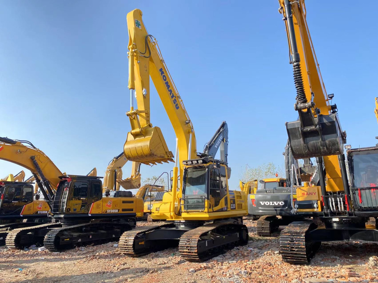 KOMATSU PC220 - حفار زحاف: صورة 2 KOMATSU PC220 - حفار زحاف: صورة 2