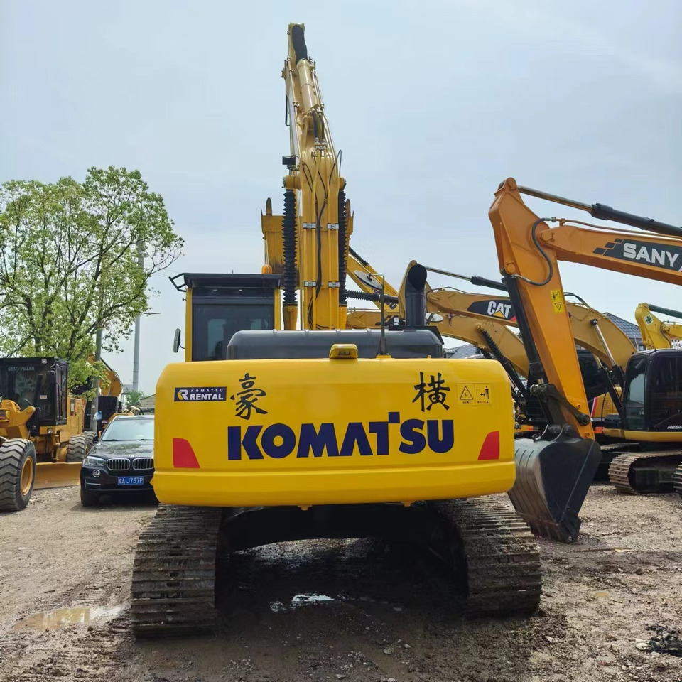 KOMATSU PC240LC-8 - حفار زحاف: صورة 3 KOMATSU PC240LC-8 - حفار زحاف: صورة 3