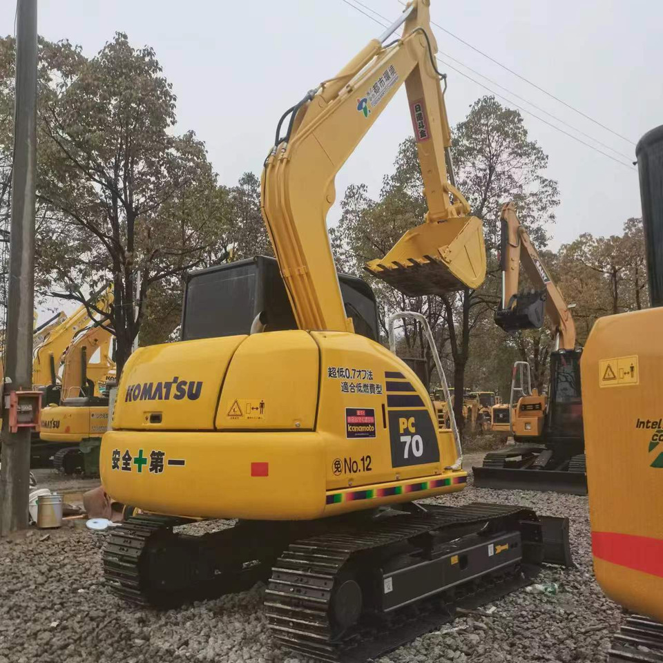 KOMATSU PC70 - حفارة مُصَّغرة: صورة 1 KOMATSU PC70 - حفارة مُصَّغرة: صورة 1