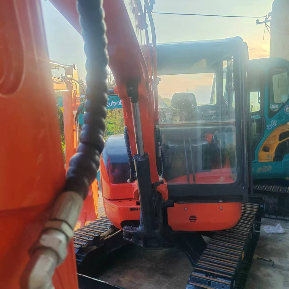 KUBOTA U35 - حفارة مُصَّغرة: صورة 4 KUBOTA U35 - حفارة مُصَّغرة: صورة 4