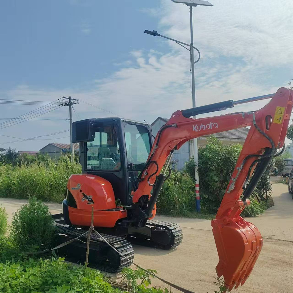 KUBOTA U35 - حفارة مُصَّغرة: صورة 2 KUBOTA U35 - حفارة مُصَّغرة: صورة 2