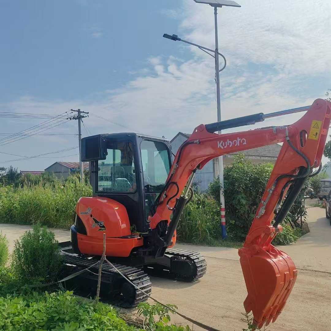 KUBOTA U35 - حفارة مُصَّغرة: صورة 3 KUBOTA U35 - حفارة مُصَّغرة: صورة 3