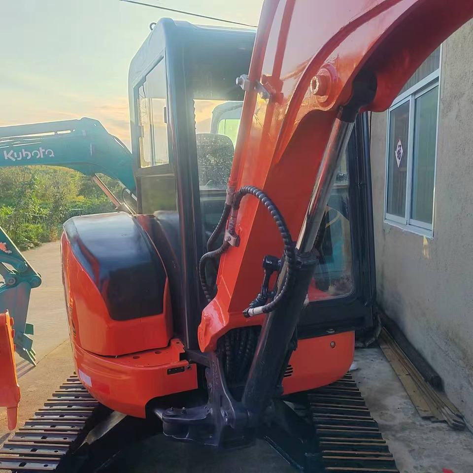 KUBOTA U35 - حفارة مُصَّغرة: صورة 5 KUBOTA U35 - حفارة مُصَّغرة: صورة 5