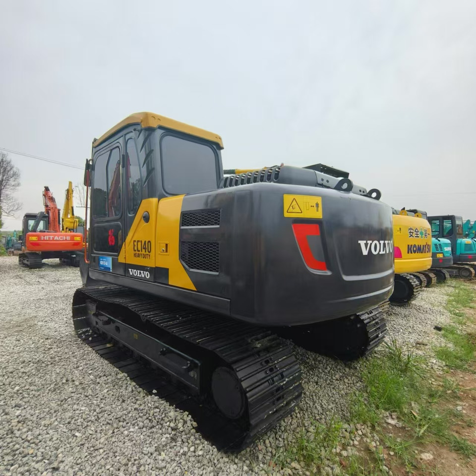 Volvo EC140 - حفار زحاف: صورة 2 Volvo EC140 - حفار زحاف: صورة 2