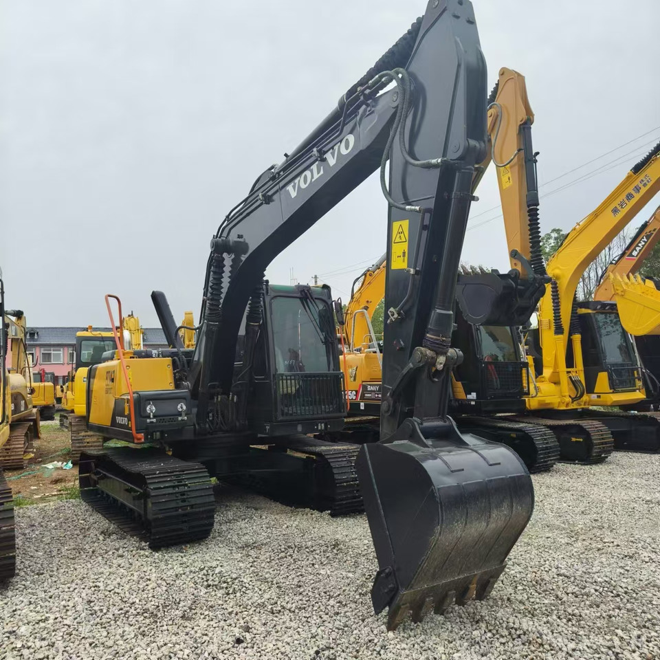 Volvo EC140 - حفار زحاف: صورة 5 Volvo EC140 - حفار زحاف: صورة 5