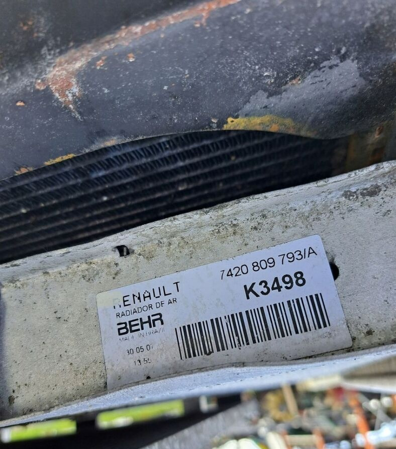 Behr KOMPLET CHŁODNIC RENAULT MIDLUM DXI 5 - مبرد المحرك - شاحنة: صورة 3 Behr KOMPLET CHŁODNIC RENAULT MIDLUM DXI 5 - مبرد المحرك - شاحنة: صورة 3