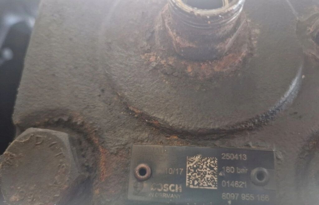 Bosch Renault VOLVO FH 4 RENAULT GAMA RANGE T truck - دودة دركسون - شاحنة: صورة 4 Bosch Renault VOLVO FH 4 RENAULT GAMA RANGE T truck - دودة دركسون - شاحنة: صورة 4