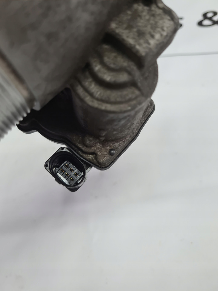 FORD PRZEPUSTNICA ZAWÓR EGR FORD F-MAX 500 TRUCKS GC46 9E926 - المحرك و قطع الغيار - شاحنة: صورة 5 FORD PRZEPUSTNICA ZAWÓR EGR FORD F-MAX 500 TRUCKS GC46 9E926 - المحرك و قطع الغيار - شاحنة: صورة 5