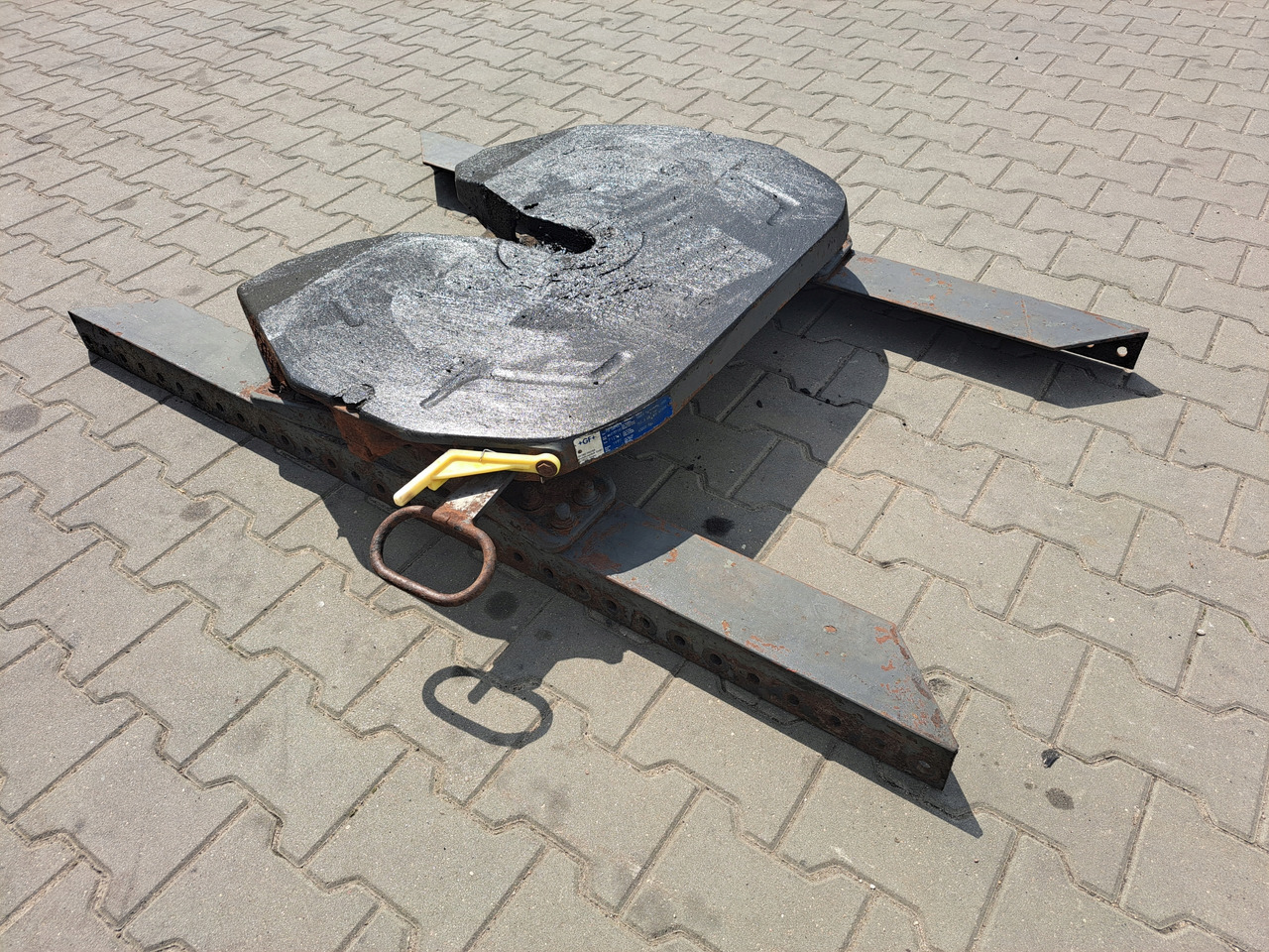 Georg Fischer GF SIODŁO GF+ FSK200 140 MM WSPORNIK VOLVO FH FM 9 12 13 - وصلة العجلة الخامسة - شاحنة: صورة 5 Georg Fischer GF SIODŁO GF+ FSK200 140 MM WSPORNIK VOLVO FH FM 9 12 13 - وصلة العجلة الخامسة - شاحنة: صورة 5