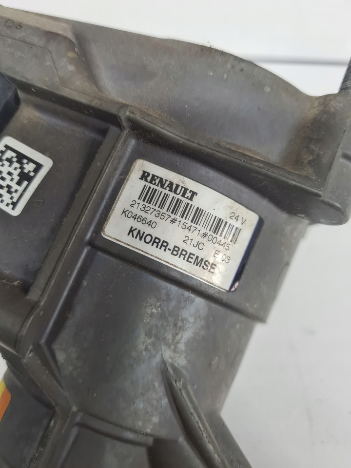 KNORR-BREMSE ZAWÓR GŁÓWNY POD PEDAŁ HAMULCA RENAULT GAMA T C K - صمام الفرامل - شاحنة: صورة 3 KNORR-BREMSE ZAWÓR GŁÓWNY POD PEDAŁ HAMULCA RENAULT GAMA T C K - صمام الفرامل - شاحنة: صورة 3