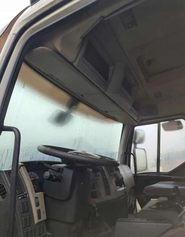 كابينة KOMPLETNA KRÓTKA DZIENNA AUTOMAT VOLVO FE EURO 5: صورة 6