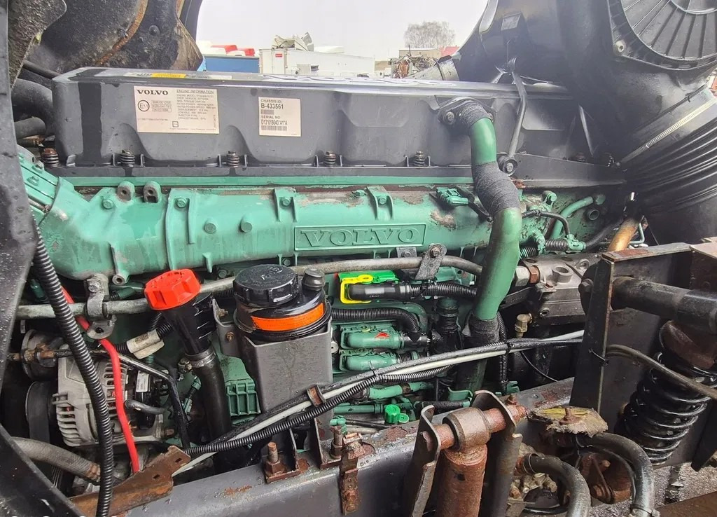 KOMPLETNY VOLVO FH 13 FM 13 D13A - محرك: صورة 1 KOMPLETNY VOLVO FH 13 FM 13 D13A - محرك: صورة 1