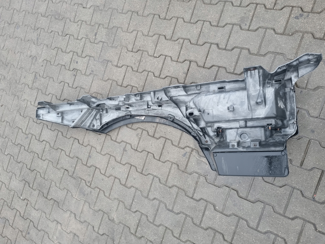 RENAULT STOPNICA GÓRNA STOPIEŃ LEWY RENAULT GAMA T RANGE - عتبة باب السيارة - شاحنة: صورة 2 RENAULT STOPNICA GÓRNA STOPIEŃ LEWY RENAULT GAMA T RANGE - عتبة باب السيارة - شاحنة: صورة 2