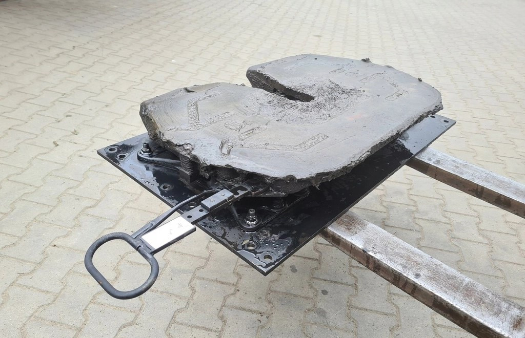 SIODŁO BLACHA PŁASKA HOLLAND FORD F-MAX CARGO - وصلة العجلة الخامسة: صورة 4 SIODŁO BLACHA PŁASKA HOLLAND FORD F-MAX CARGO - وصلة العجلة الخامسة: صورة 4