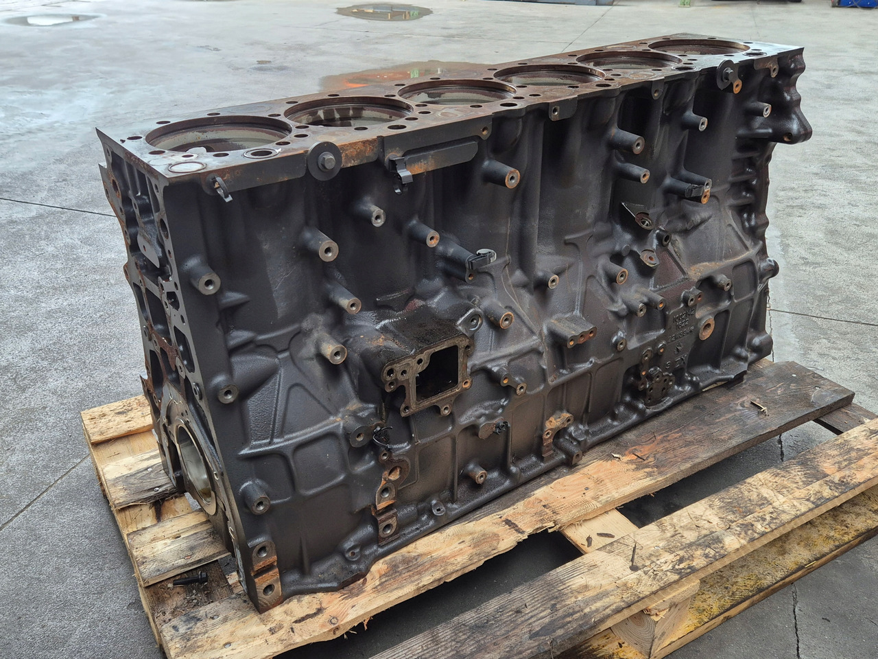 VOLVO BLOK SILNIKA RENAULT GAMA RANGE T EVO TURBOCOMPOUND VOLVO FH 5 D13K 2226825 K8 - حاجز الاسطوانة - شاحنة: صورة 3 VOLVO BLOK SILNIKA RENAULT GAMA RANGE T EVO TURBOCOMPOUND VOLVO FH 5 D13K 2226825 K8 - حاجز الاسطوانة - شاحنة: صورة 3