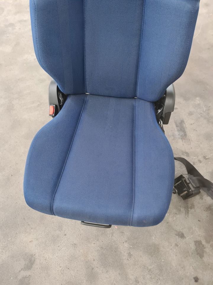 VOLVO PNEUMATYCZNY KIEROWCY - مقعد: صورة 5 VOLVO PNEUMATYCZNY KIEROWCY - مقعد: صورة 5