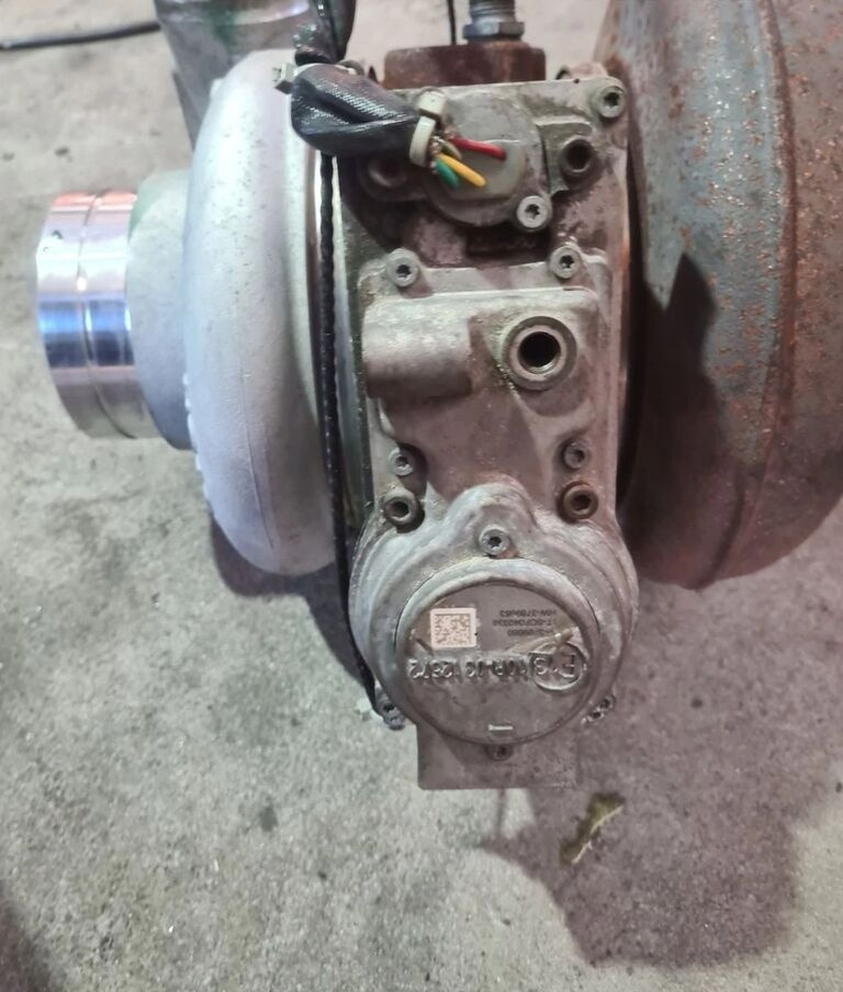 VOLVO TURBINA TURBOSPRĘŻARKA FH 16 D16K 750 EURO 6 3789660 HW-3789663 - تربو - شاحنة: صورة 3 VOLVO TURBINA TURBOSPRĘŻARKA FH 16 D16K 750 EURO 6 3789660 HW-3789663 - تربو - شاحنة: صورة 3