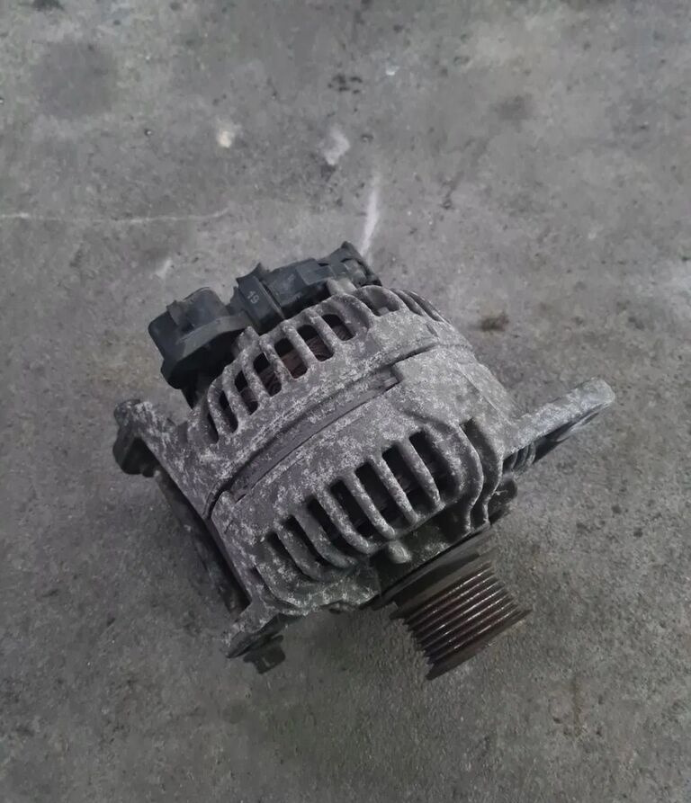 Volvo ALTERNATOR ORYGINAŁ 150A FH 16 D16K EURO 6 22591479   Volvo 150A VOLVO FH 16 D16K EURO 6 - مولد كهرباء - شاحنة: صورة 2 Volvo ALTERNATOR ORYGINAŁ 150A FH 16 D16K EURO 6 22591479   Volvo 150A VOLVO FH 16 D16K EURO 6 - مولد كهرباء - شاحنة: صورة 2