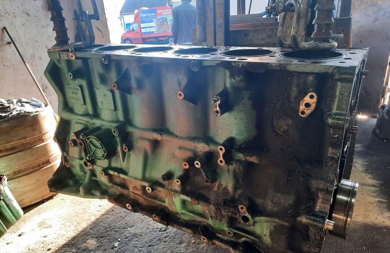 Volvo BLOK A TŁOKI WAŁ KORBOWY FM 9 D11C EUV. Volvo - محرك - شاحنة: صورة 2 Volvo BLOK A TŁOKI WAŁ KORBOWY FM 9 D11C EUV. Volvo - محرك - شاحنة: صورة 2