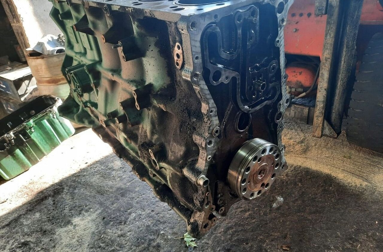 Volvo BLOK A TŁOKI WAŁ KORBOWY FM 9 D11C EUV. Volvo - محرك - شاحنة: صورة 1 Volvo BLOK A TŁOKI WAŁ KORBOWY FM 9 D11C EUV. Volvo - محرك - شاحنة: صورة 1