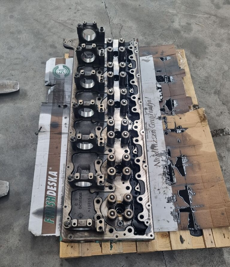 Volvo FH FM 4 RENAULT GAMA T DTI 13 truck - رأس المحرك - شاحنة: صورة 4 Volvo FH FM 4 RENAULT GAMA T DTI 13 truck - رأس المحرك - شاحنة: صورة 4