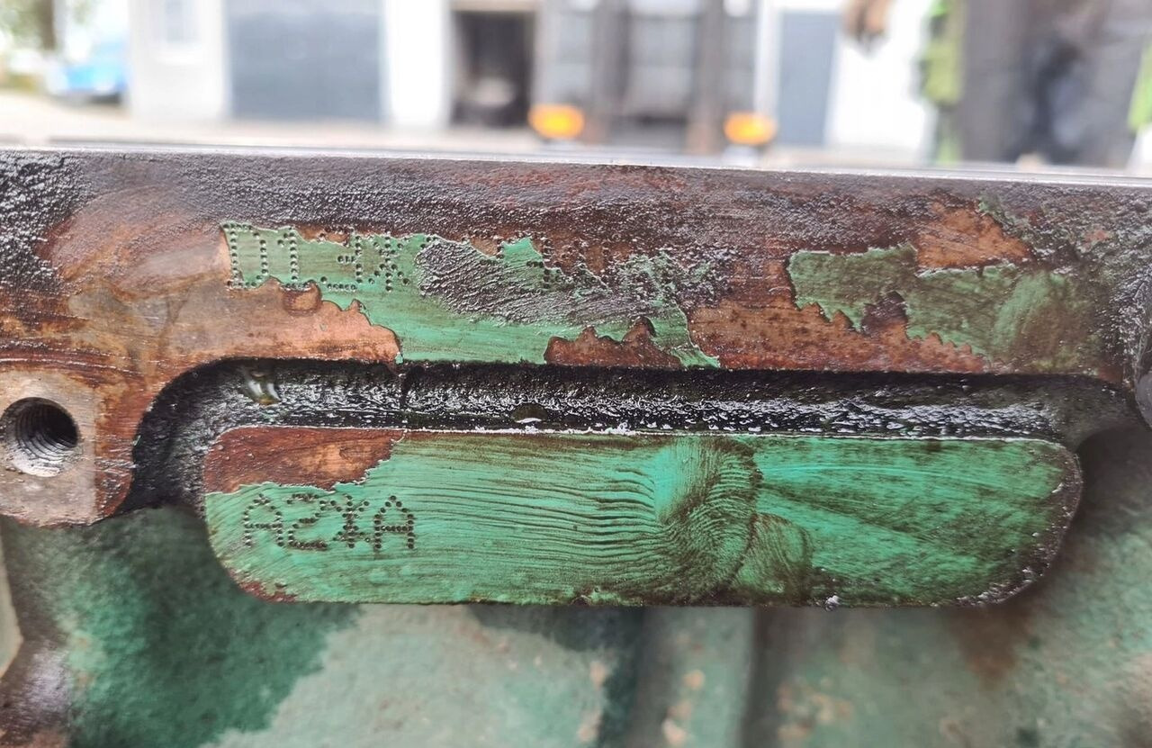 Volvo OE D13A   Volvo VOLVO FM FH 13 - حاجز الاسطوانة - شاحنة: صورة 5 Volvo OE D13A   Volvo VOLVO FM FH 13 - حاجز الاسطوانة - شاحنة: صورة 5