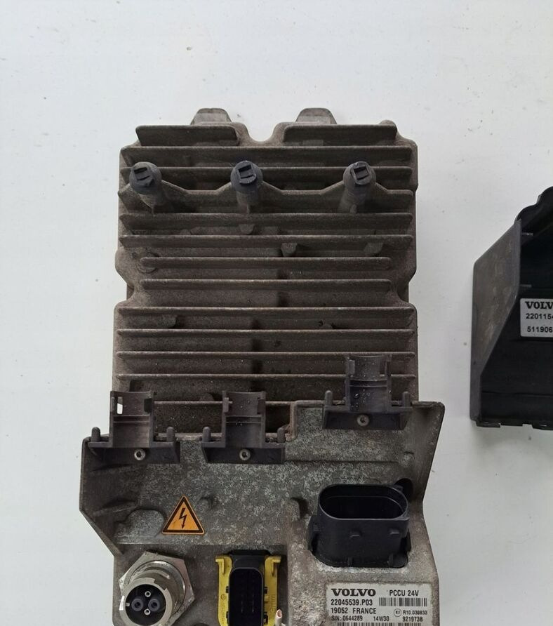 Volvo STEROWNIK KLIMATYZACJI POSTOJOWEJ VOLVO FH 4 FM 4 22045539.P03 - تاكوغراف - شاحنة: صورة 1 Volvo STEROWNIK KLIMATYZACJI POSTOJOWEJ VOLVO FH 4 FM 4 22045539.P03 - تاكوغراف - شاحنة: صورة 1