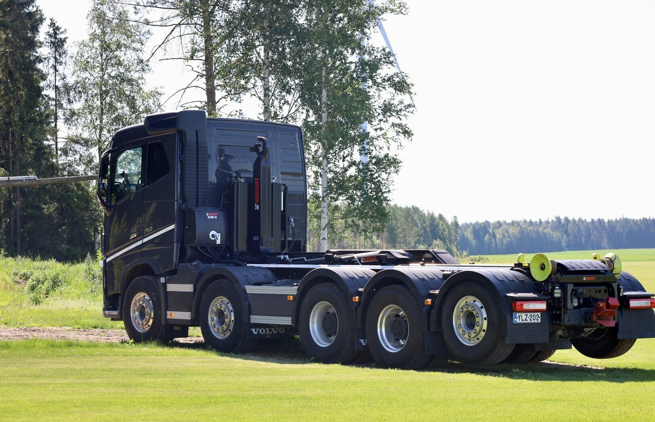 Volvo FH16 750 10X4 - شاحنة ذات خطاف: صورة 3 Volvo FH16 750 10X4 - شاحنة ذات خطاف: صورة 3