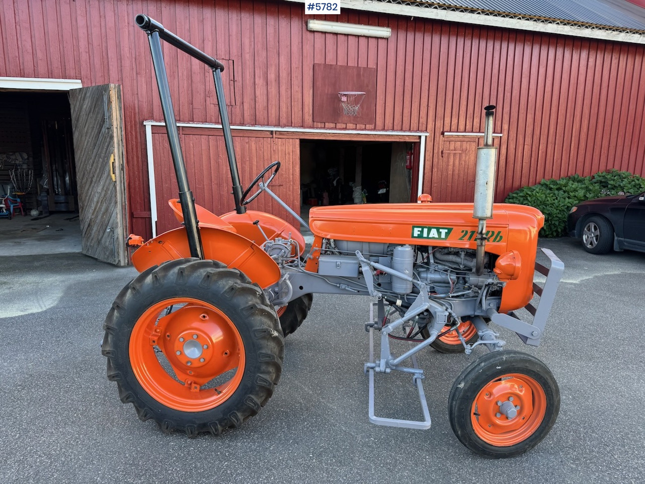 1962 Fiat 211 Rb w/ row cleaner stand. - جرار: صورة 2 1962 Fiat 211 Rb w/ row cleaner stand. - جرار: صورة 2