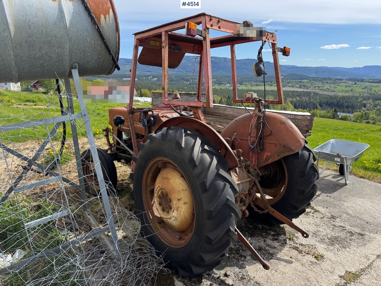 1968 Massey Ferguson 133 - جرار: صورة 4 1968 Massey Ferguson 133 - جرار: صورة 4