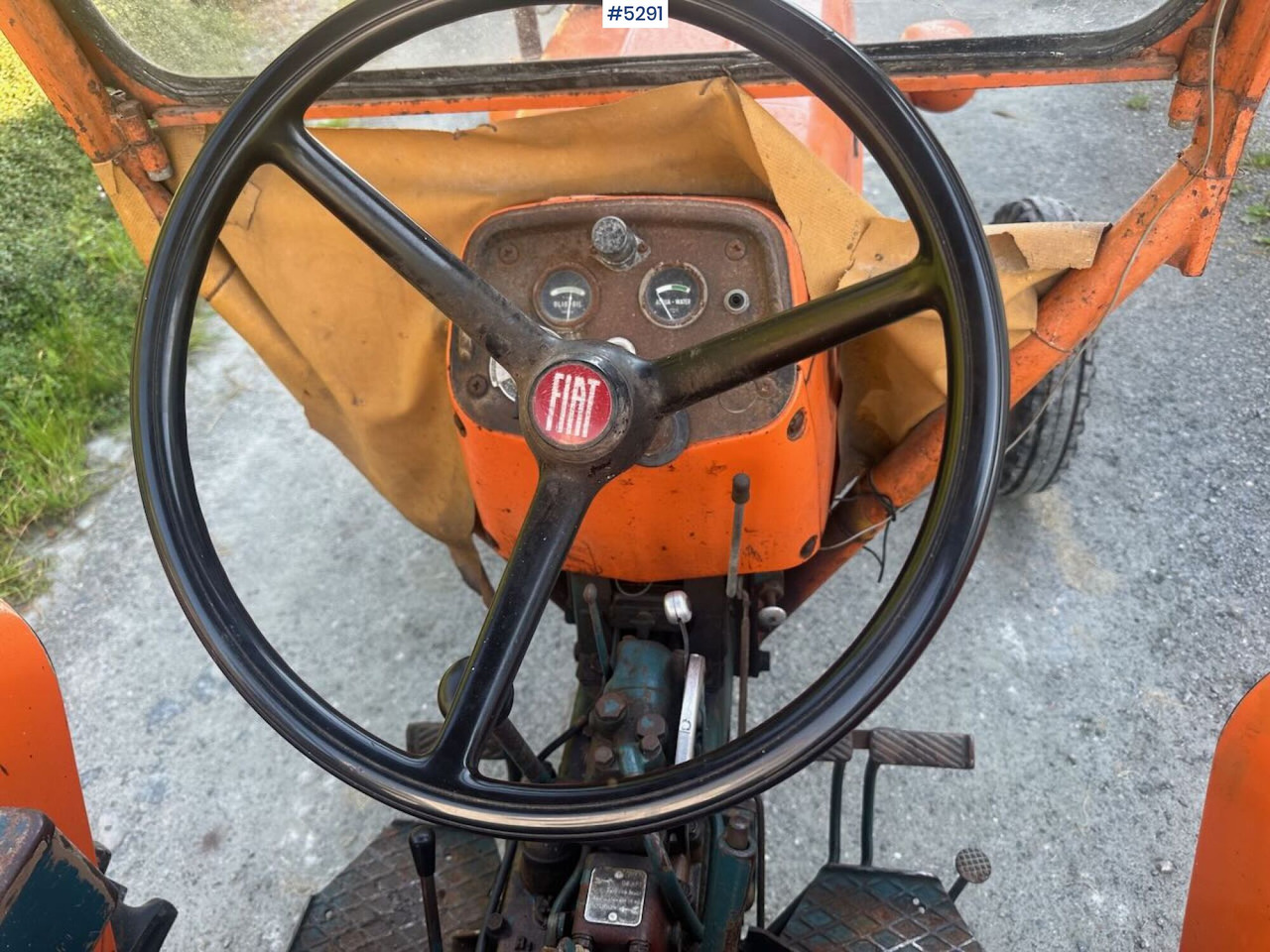 جرار 1973 Fiat 215 L tractor. SEE VIDEO.: صورة 9