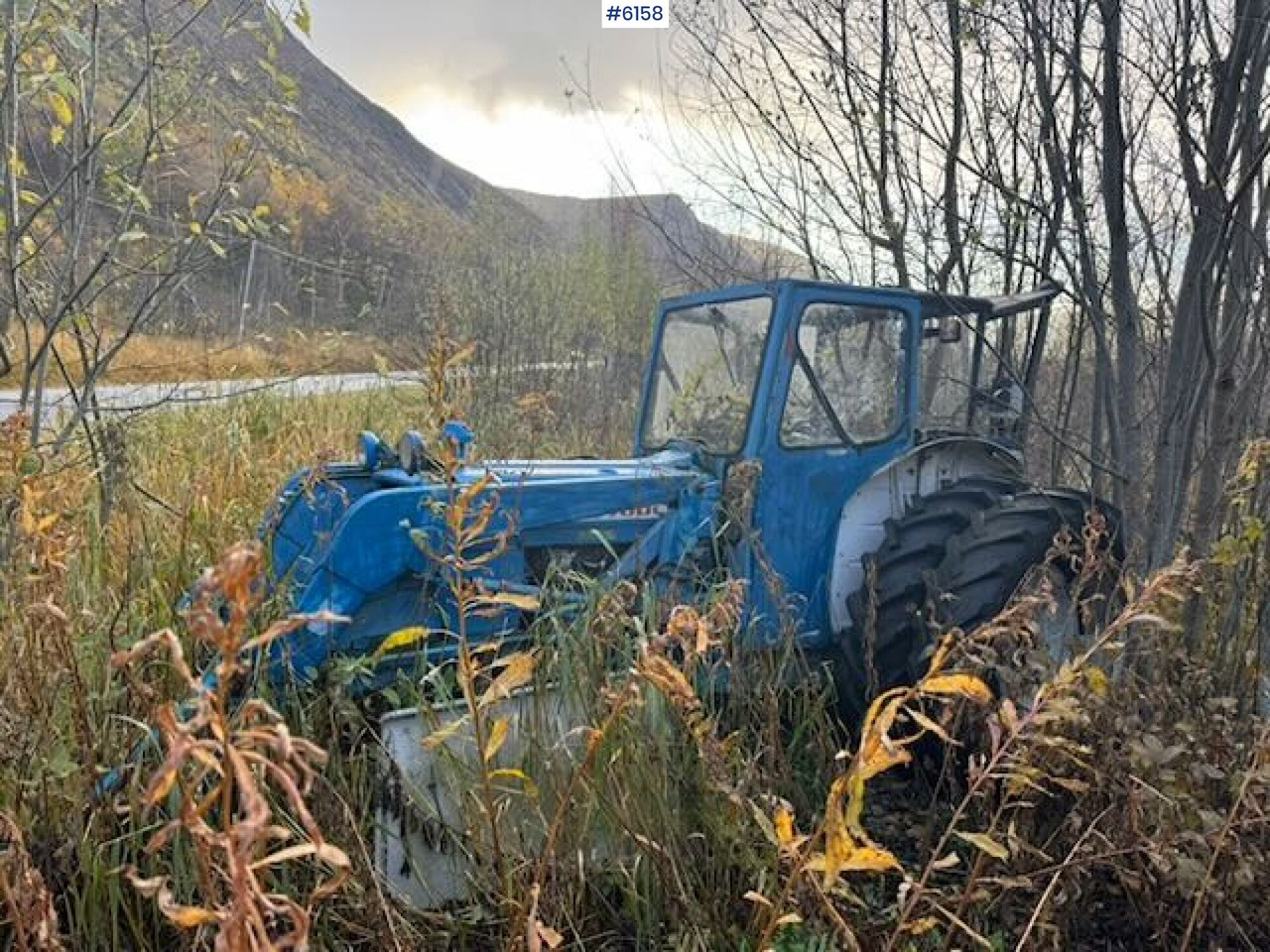 1973 Ford 4000 tractor backhoe. Repair.object - جرار: صورة 1 1973 Ford 4000 tractor backhoe. Repair.object - جرار: صورة 1