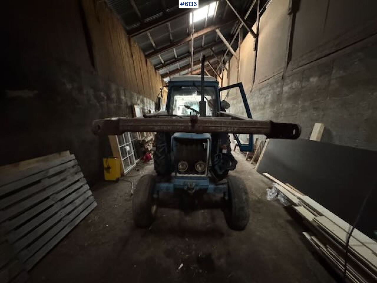 1981 Ford 4600 with front loader! - جرار: صورة 4 1981 Ford 4600 with front loader! - جرار: صورة 4