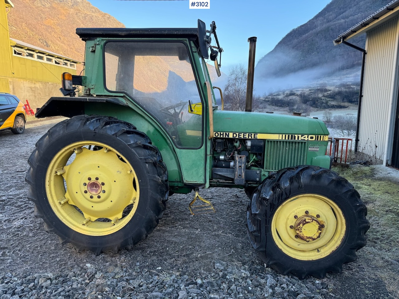 1981 John Deere 1140 Synchron with front loader - جرار: صورة 4 1981 John Deere 1140 Synchron with front loader - جرار: صورة 4