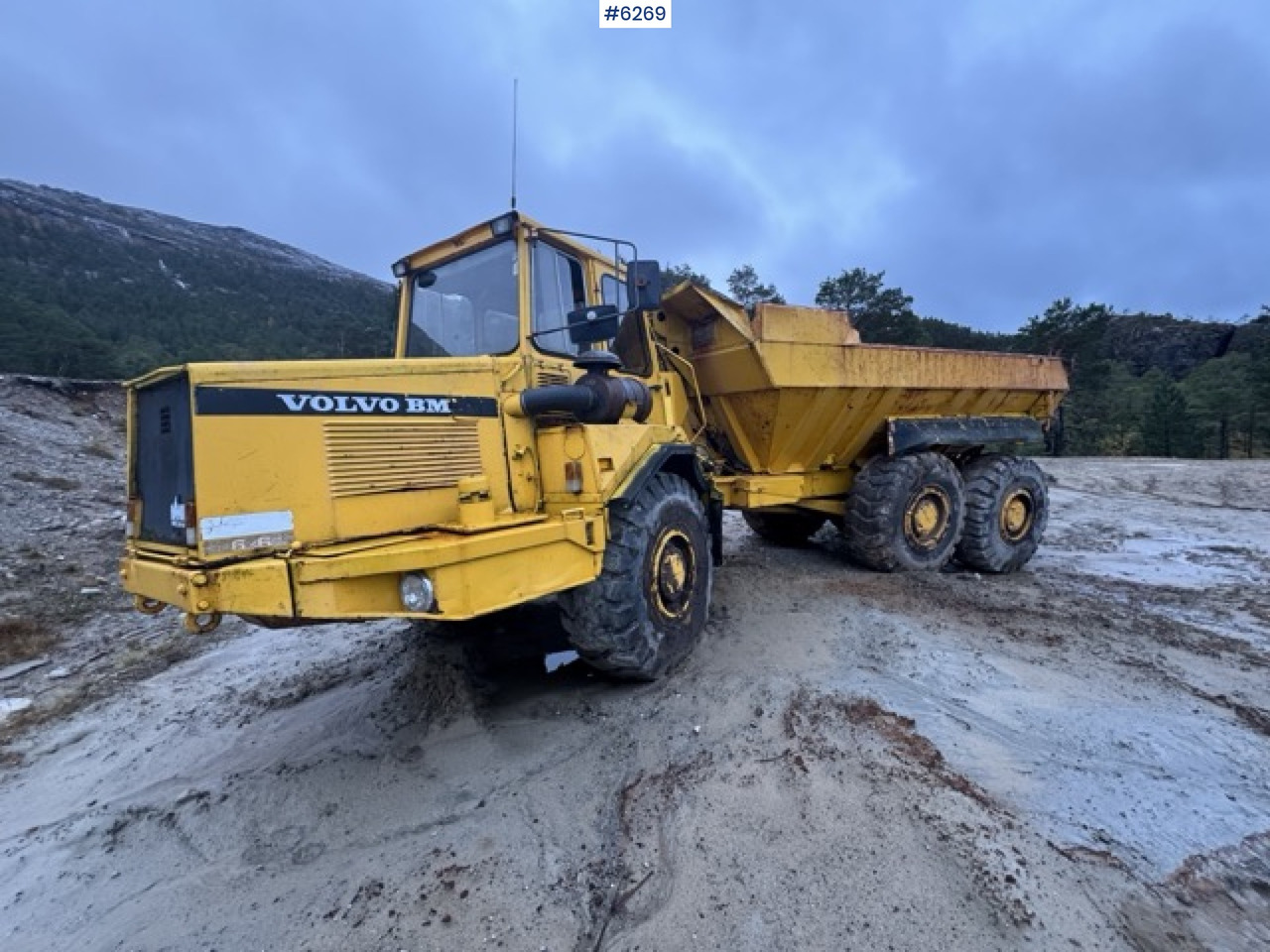 1986 Volvo BM 5350B 6x6 with Overhauled Engine – SEE VIDEO! - شاحنة قلاب مفصلية: صورة 4 1986 Volvo BM 5350B 6x6 with Overhauled Engine – SEE VIDEO! - شاحنة قلاب مفصلية: صورة 4