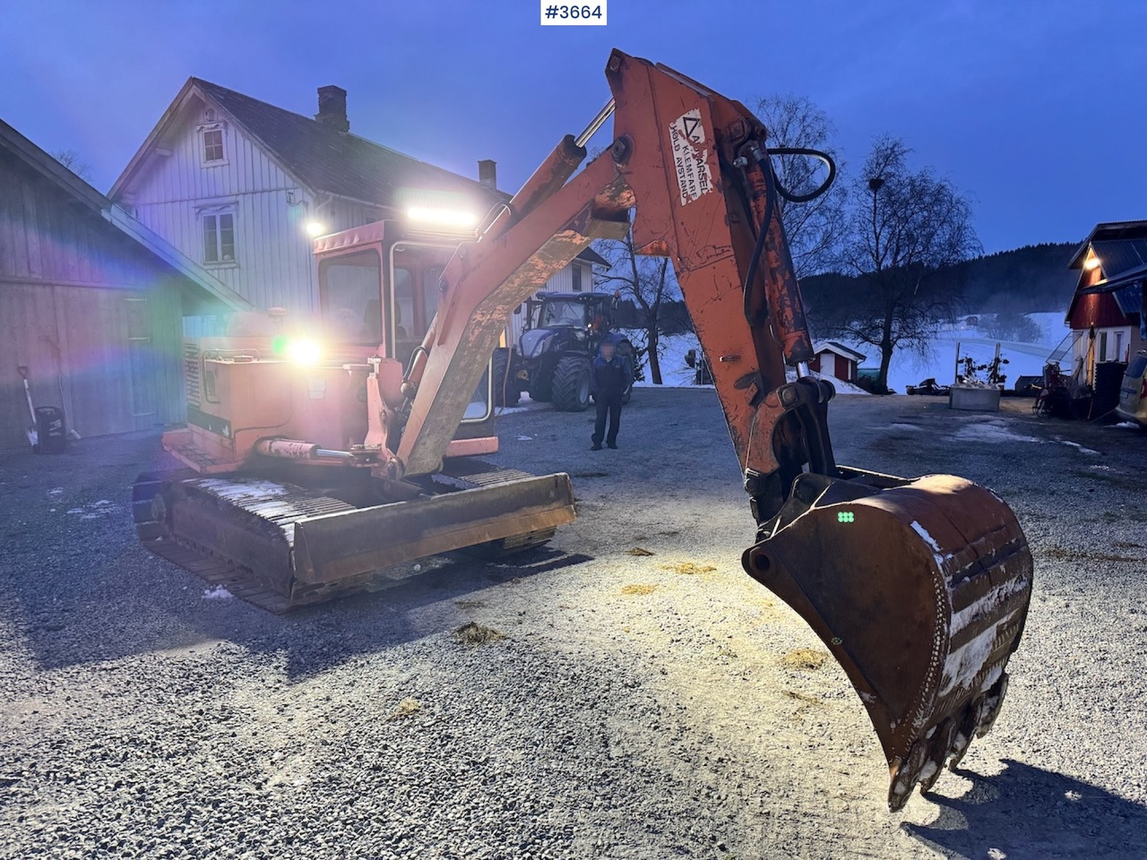 حفارة 1987 Schaeff HR30 Tracked excavator with two buckets.: صورة 9