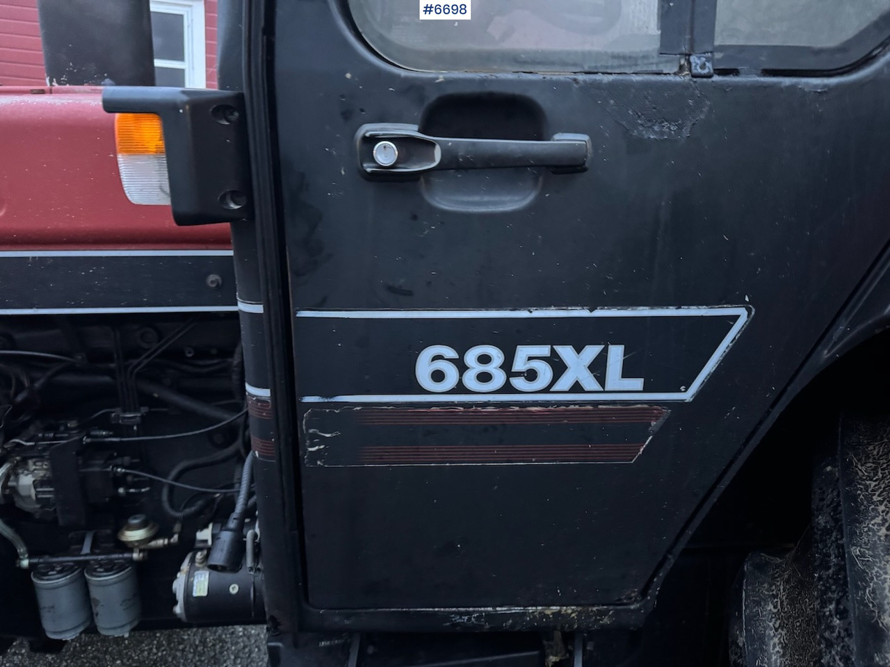 1989 Case IH 685 XL - جرار: صورة 3 1989 Case IH 685 XL - جرار: صورة 3