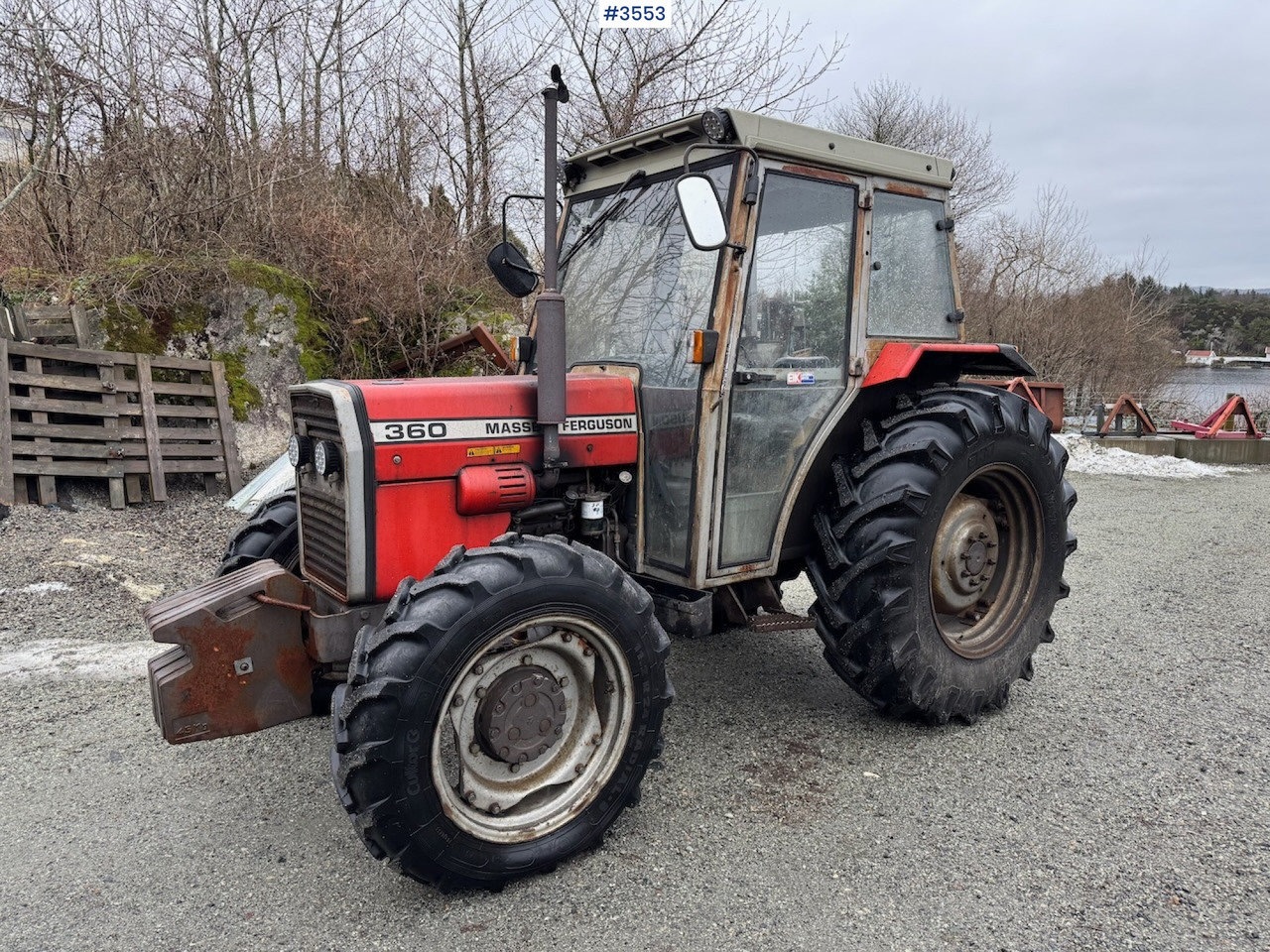 جرار 1989 Massey Ferguson 360: صورة 1