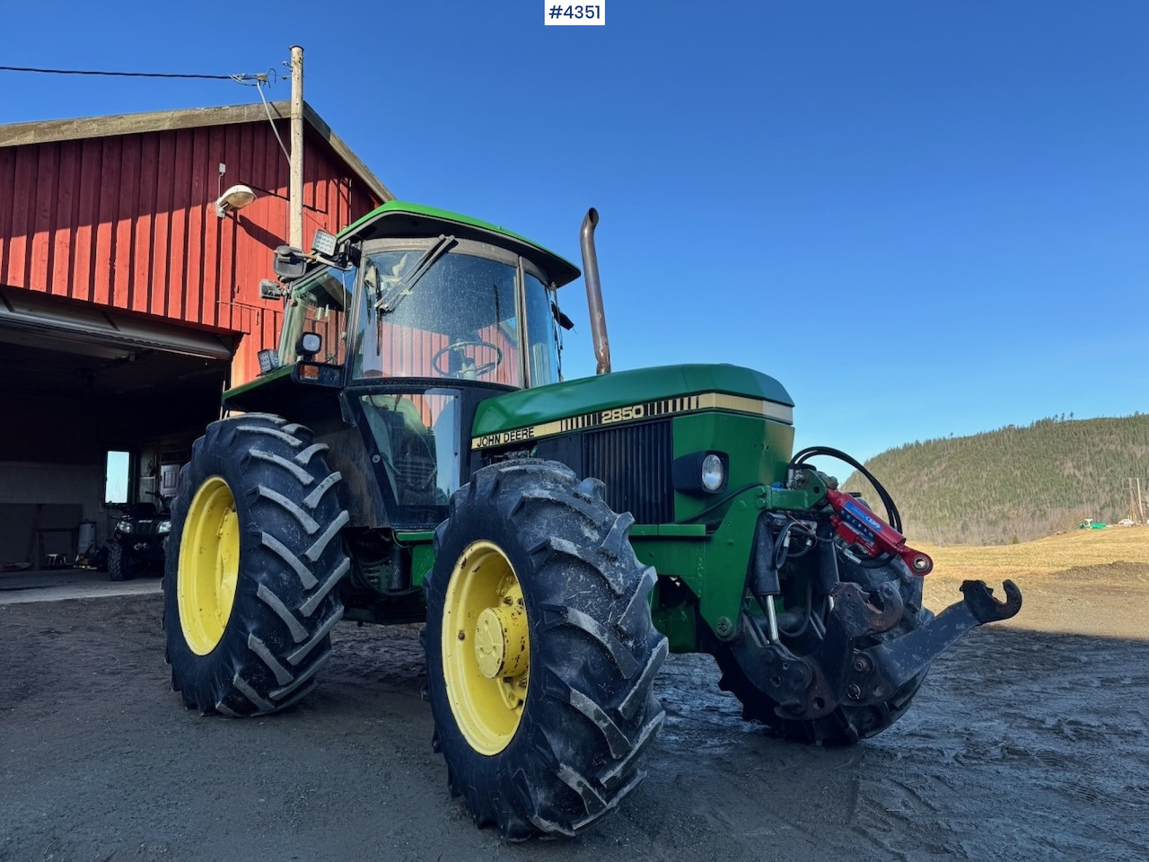 1991 John Deere 2850 4x4 Synchron w/ front hydraulics. - جرار: صورة 2 1991 John Deere 2850 4x4 Synchron w/ front hydraulics. - جرار: صورة 2